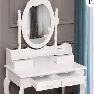 Makeup Vanity w/ Mirror and Stool